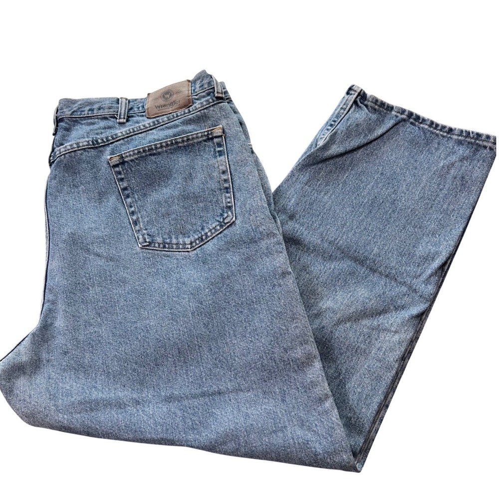 Wrangler Jeans Mens 44x30 Blue Authentic Relaxed Straight Leg 100
Cotton 97601VR